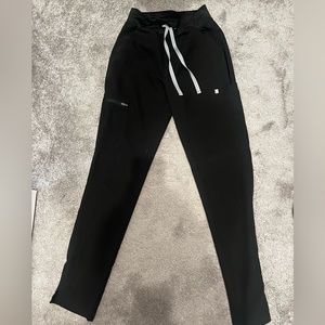 Figs high waisted yola skinny scrub pants